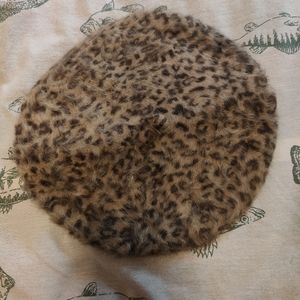 Fur baret